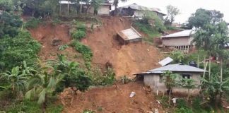 উখিয়ার রোহিঙ্গা ক্যাম্পে পাহাড় ধসে ৮ জনের মৃত্যু