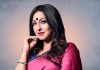 গাউনে ‘নিঃশ্বাস আটকে’ পোজ ঋতুপর্ণার, আয়নায় মুখ দেখার পরামর্শ শ্রীলেখার