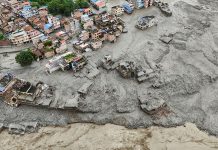 হিমবাহ ধস থেকে বন্যা, ক্ষতিগ্রস্ত ৯০ হাজারের বেশি মানুষ