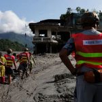 বন্ধ থাকার পর আবারও উদ্ধার অভিযান শুরু, নেপালে নিহতের সংখ্যা বেড়ে ৪৮৯