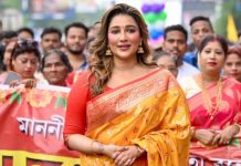রাজনীতি সায়ন্তিকার জন্য সঠিক জায়গা নয়, মন্তব্য জ্যোতিষীর