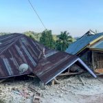 ইন্দোনেশিয়ায় শক্তিশালী ভূমিকম্পে ২ জনের মৃত্যু