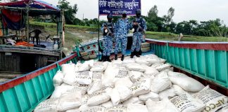 কৃষকের সার নদীপথে পাচার হচ্ছে মিয়ানমারে
