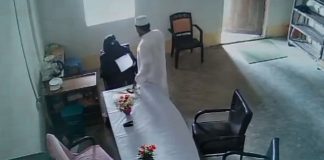 নারীর সঙ্গে মাদরাসা শিক্ষকের ভিডিও ফেসবুকে, ঘটনা তদন্তে কমিটি