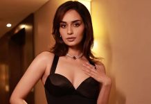 পেছন থেকে ছবি না তোলার অনুরোধ অভিনেত্রীর