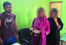 ক্রেতা সেজে সিংগাইরে স্বর্ণের দোকানে চুরি, দুই নারীসহ গ্রেপ্তার ৩