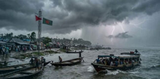 আট অঞ্চলে ঝড়ের শঙ্কা, নদীবন্দরে সতর্কতা